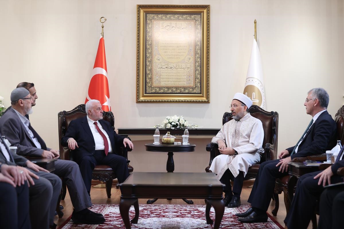 Diyanet Başkanı Arpaguş, Suriye Bakanı Şukri ile görüştü