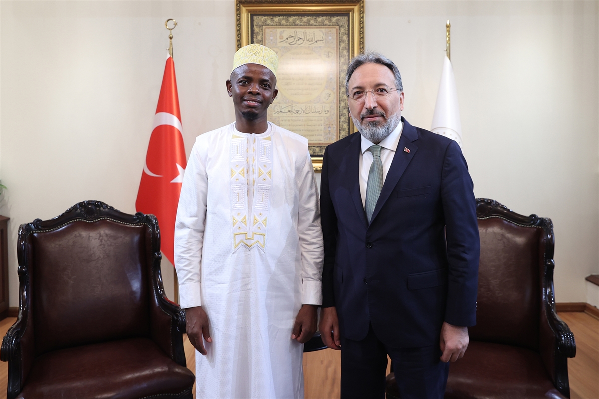 Diyanet İşleri Başkanı Safi Arpaguş: Ruanda Müftüsü ile görüştü