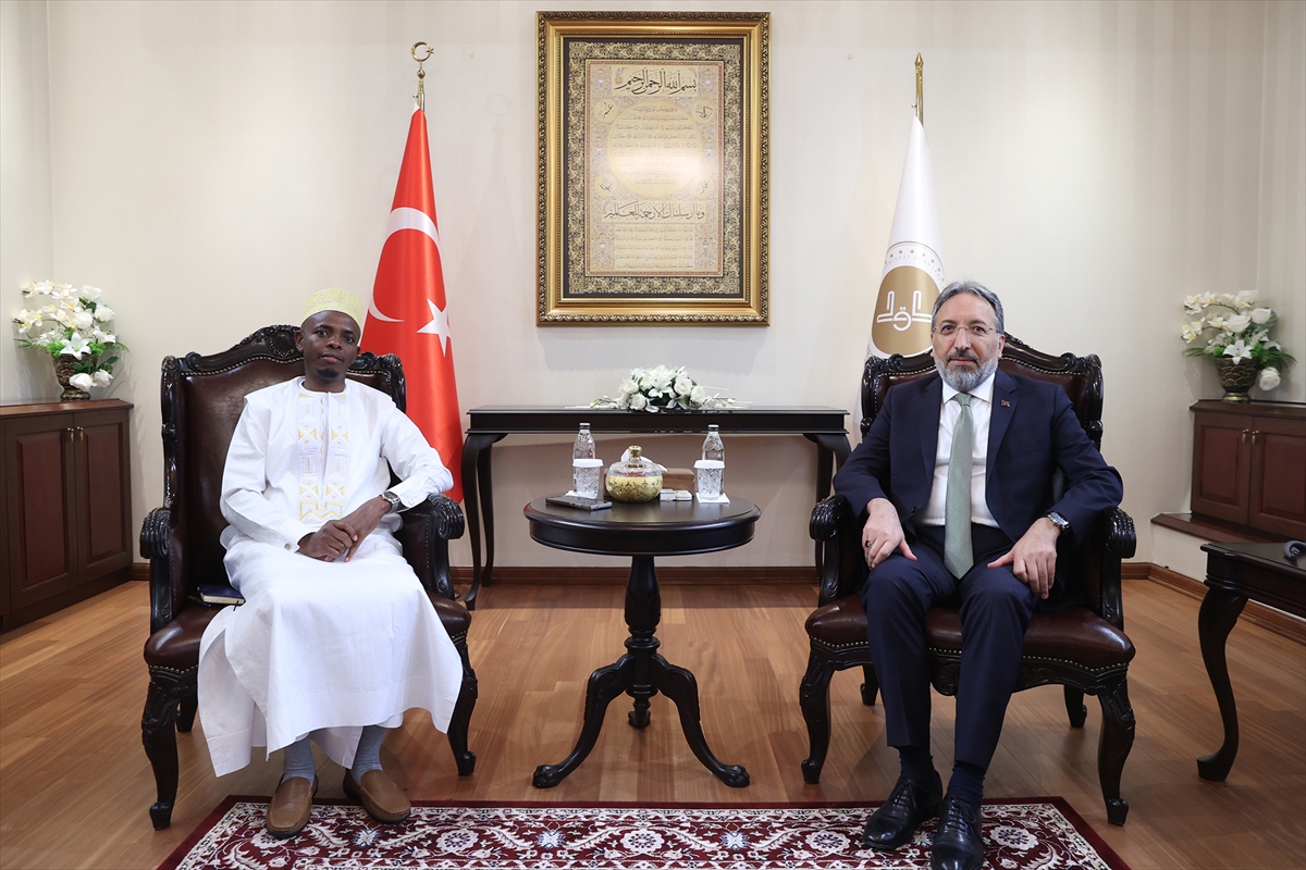 Diyanet İşleri Başkanı Safi Arpaguş: Ruanda Müftüsü ile görüştü