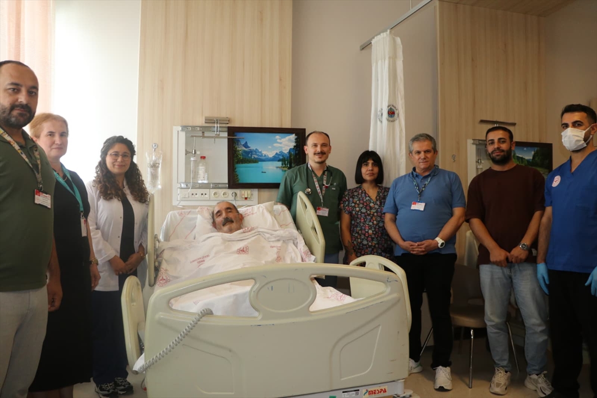 Bingöl'de kalbi duran hasta 1,5 saat sonra hayata döndü