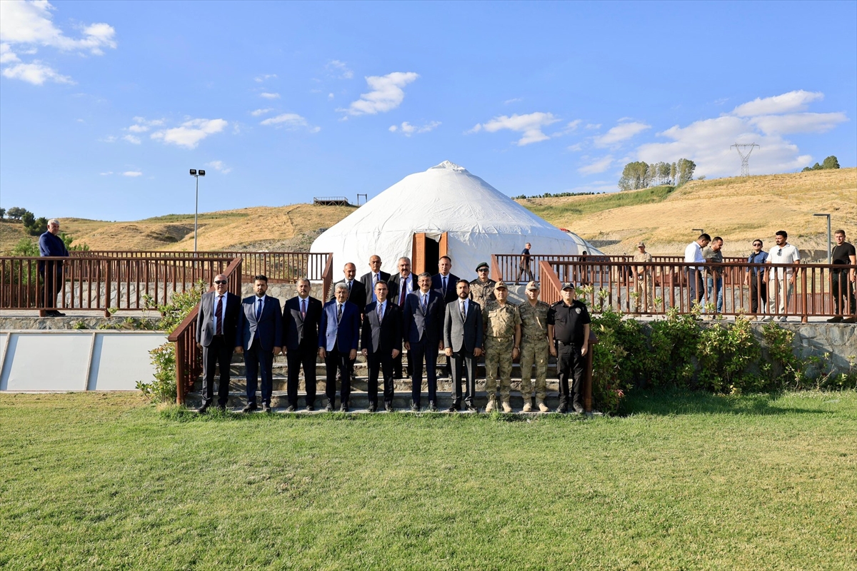 Bakan Yardımcısı Ali Çelik: Bitlis'te güvenlik toplantısına katıldı