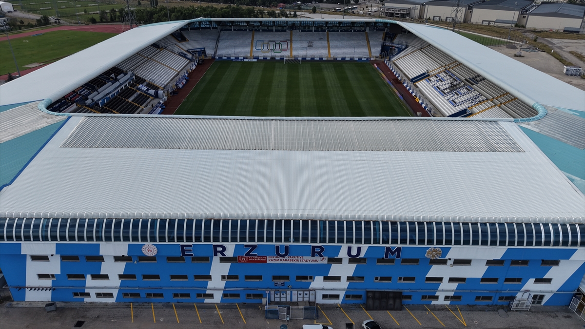 Erzurumspor: Kazım Karabekir Stadı 3 sezon sonra tam kapasite