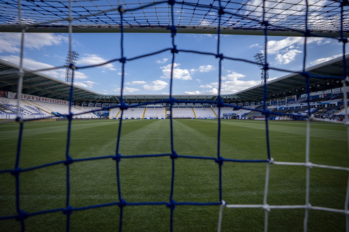 Erzurumspor: Kazım Karabekir Stadı 3 sezon sonra tam kapasite
