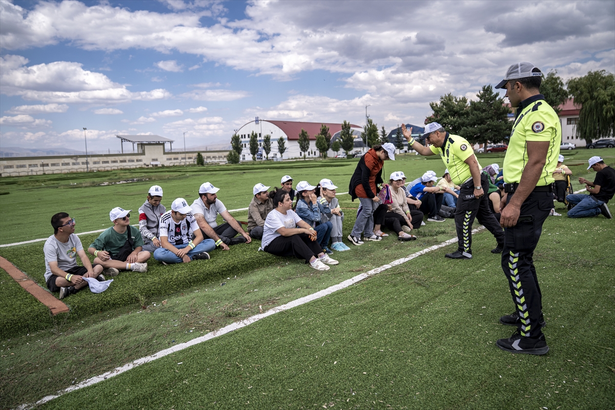 Erzurum Engelsiz Yaz Okulu: Ailelere mola, bireylere yaşam