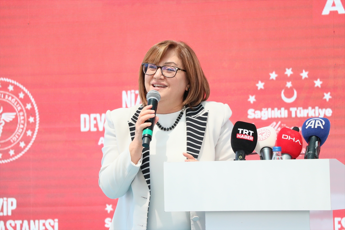 Sağlık Bakanı Memişoğlu: Yılda 1 milyar sağlık hizmeti veriyoruz