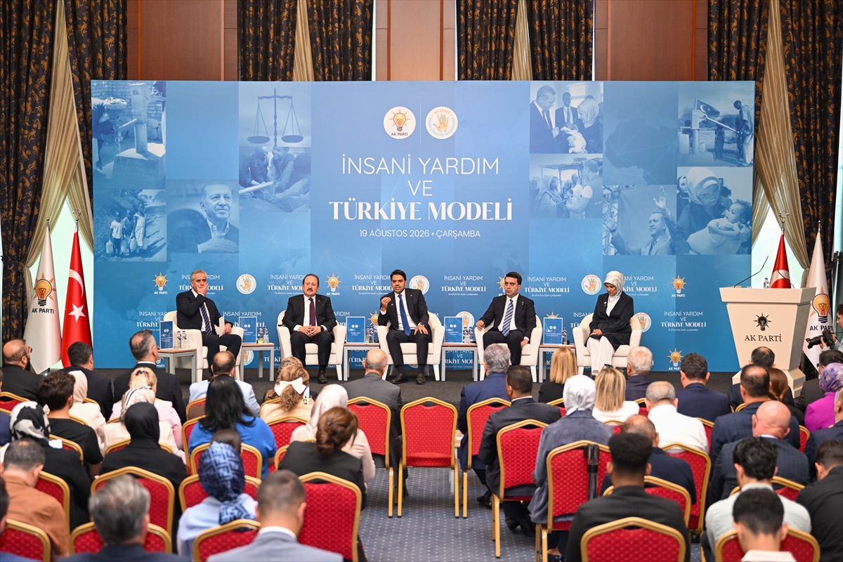 AK Parti: İnsani Yardım ve Türkiye Modeli programı
