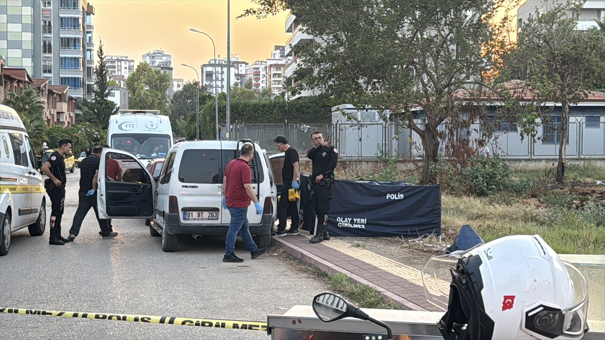 Adana'da alacak kavgası: Baba ve oğlu öldü, anne yaralı