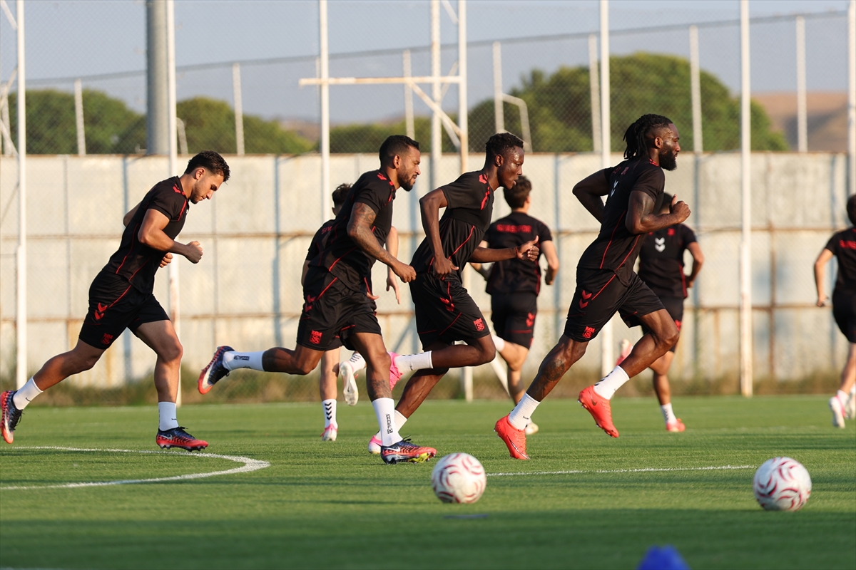 Sivasspor: Manisa FK maçı için antrenmanlara başladı