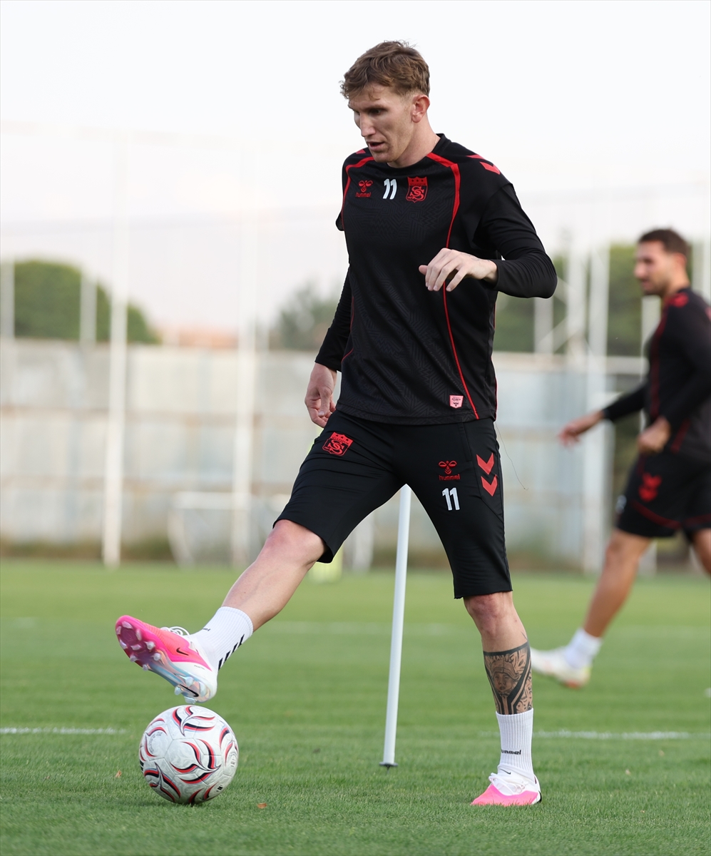 Sivasspor: Manisa FK maçı için antrenmanlara başladı