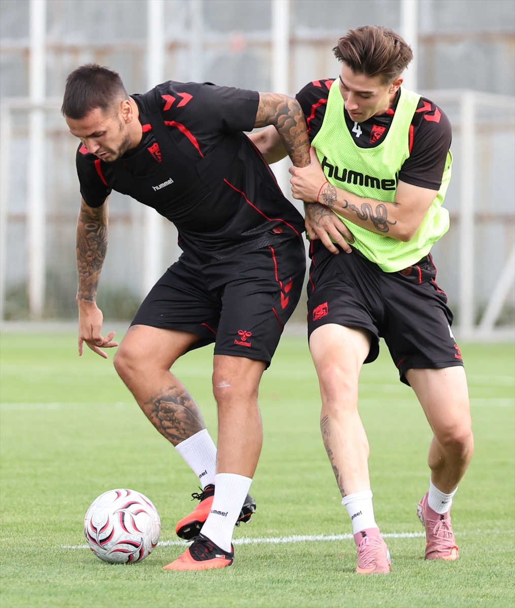Sivasspor: Manisa FK maçı için antrenmanlara başladı
