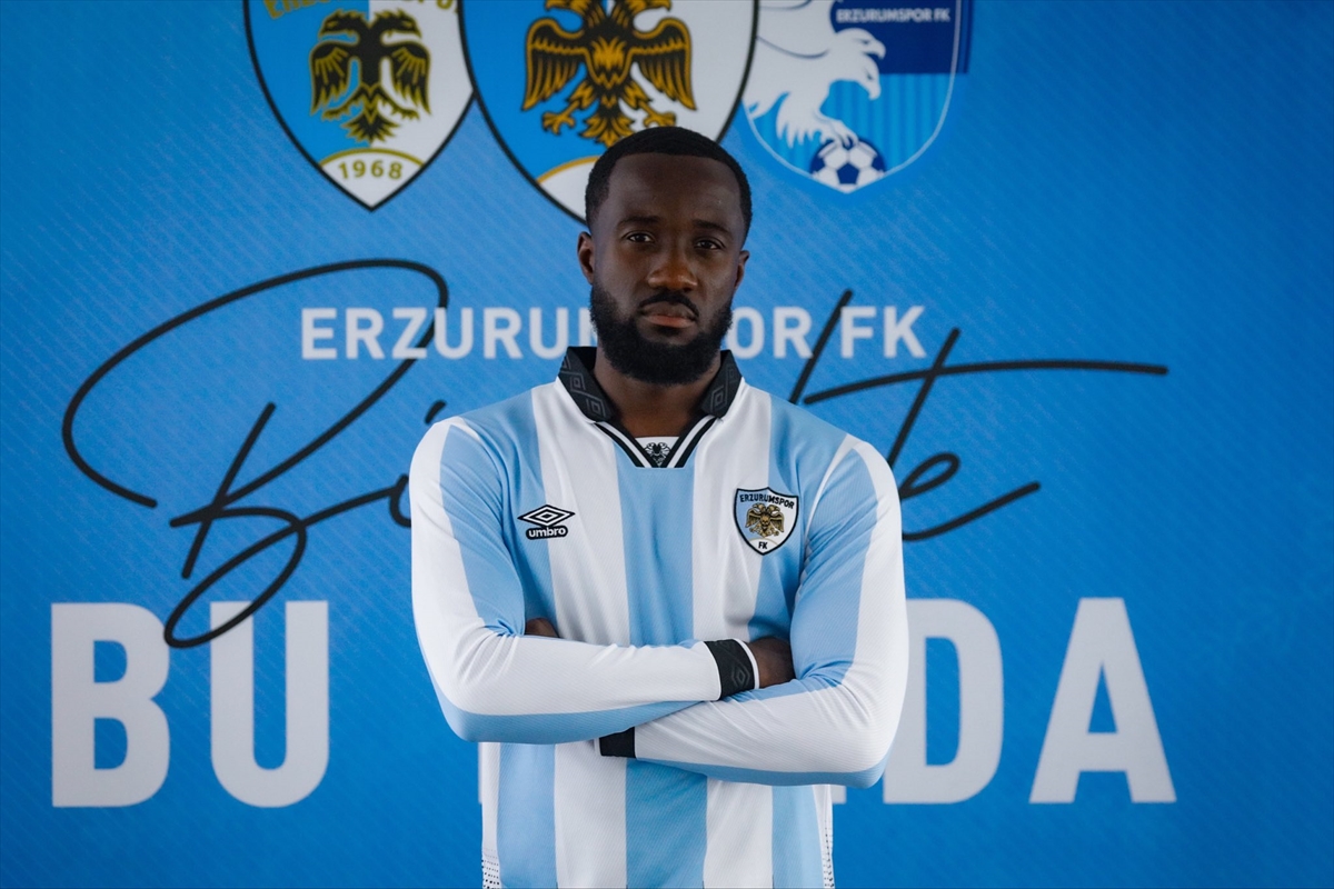 Erzurumspor FK, Ganalı futbolcu Elisha Owusu'yu kadrosuna kattı