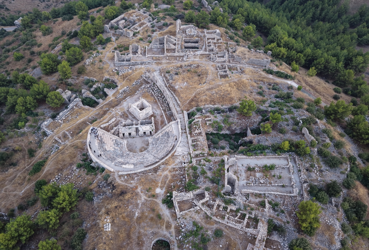 Antalya'daki Rhodiapolis Antik Kenti'nde kazılara yeniden başlanacak