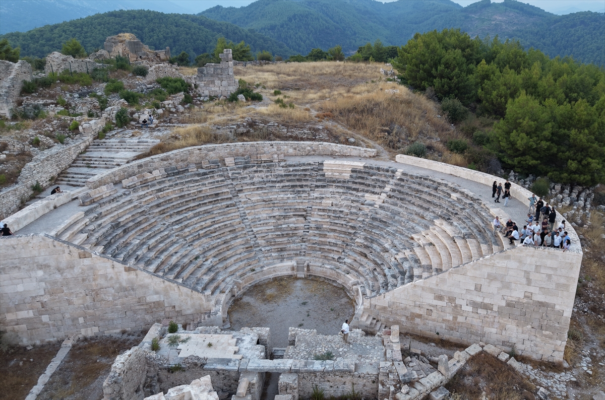 Antalya'daki Rhodiapolis Antik Kenti'nde kazılara yeniden başlanacak