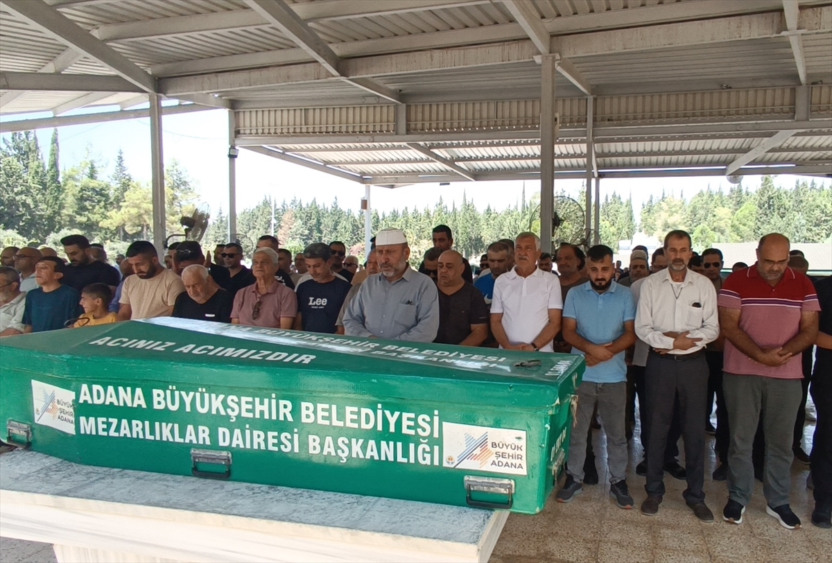 Adana'da baba ve oğlunu silahla öldüren zanlı tutuklandı