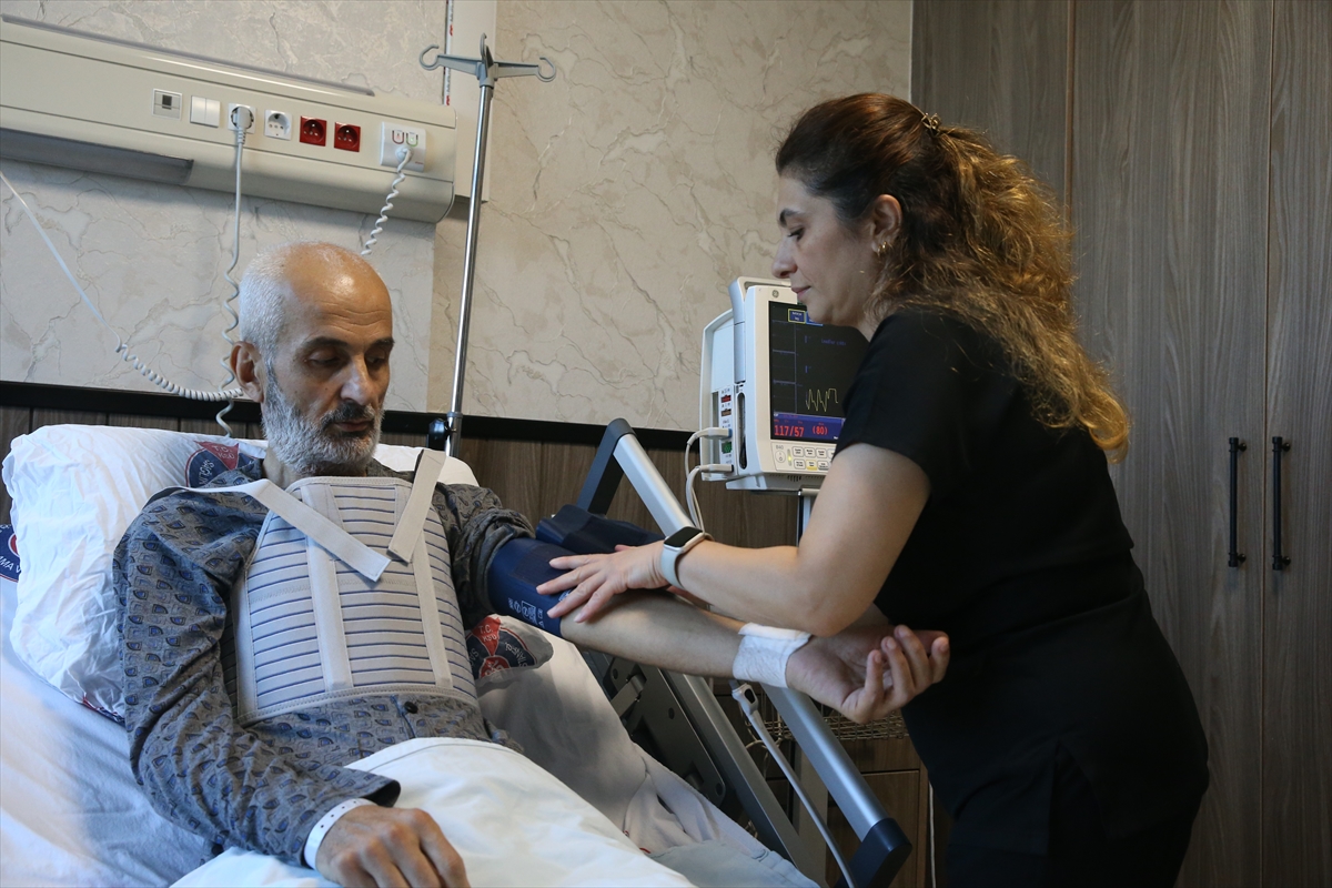 Nadir aort yırtılmasıyla hayata tutundu