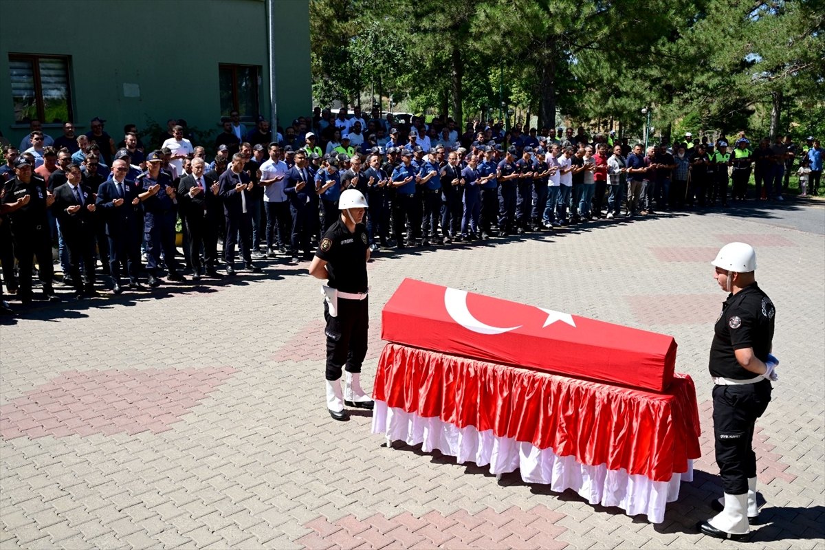 Başkomiser Oruç Bülbül: Nevşehir'de son yolculuğuna uğurlandı