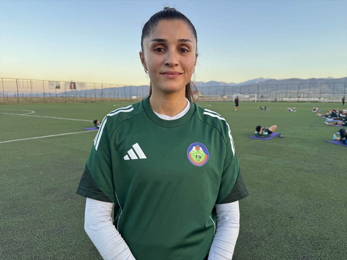 Yüksekovaspor Kadın Futbol Takımı'nın yeni sezonda hedefi zirve