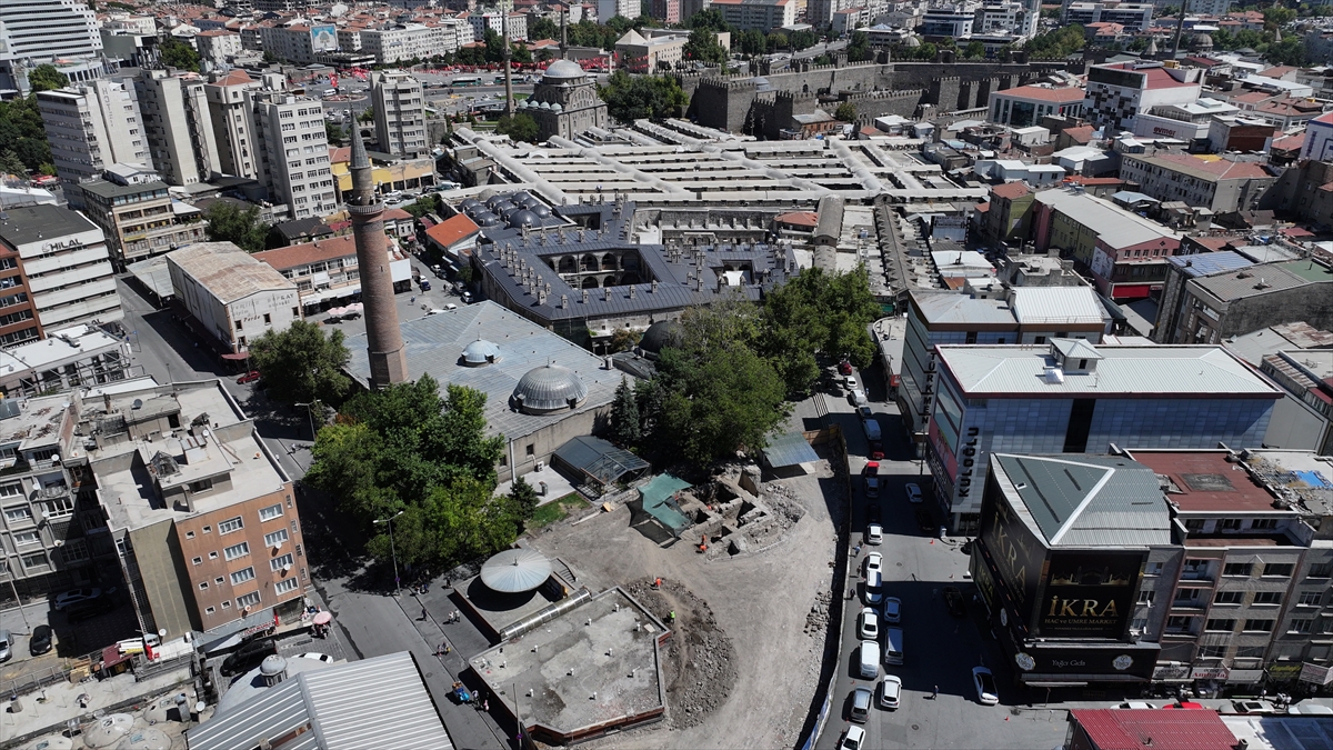 Kayseri: Kentsel dönüşümde 12. yüzyıl medresesi gün yüzüne çıkıyor