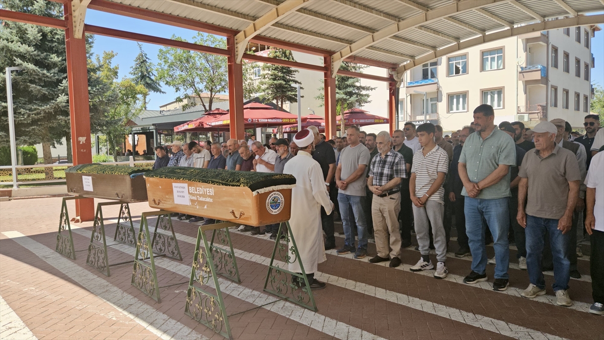 Kırşehir'de oğlu tarafından öldürülen Nihat A. defnedildi