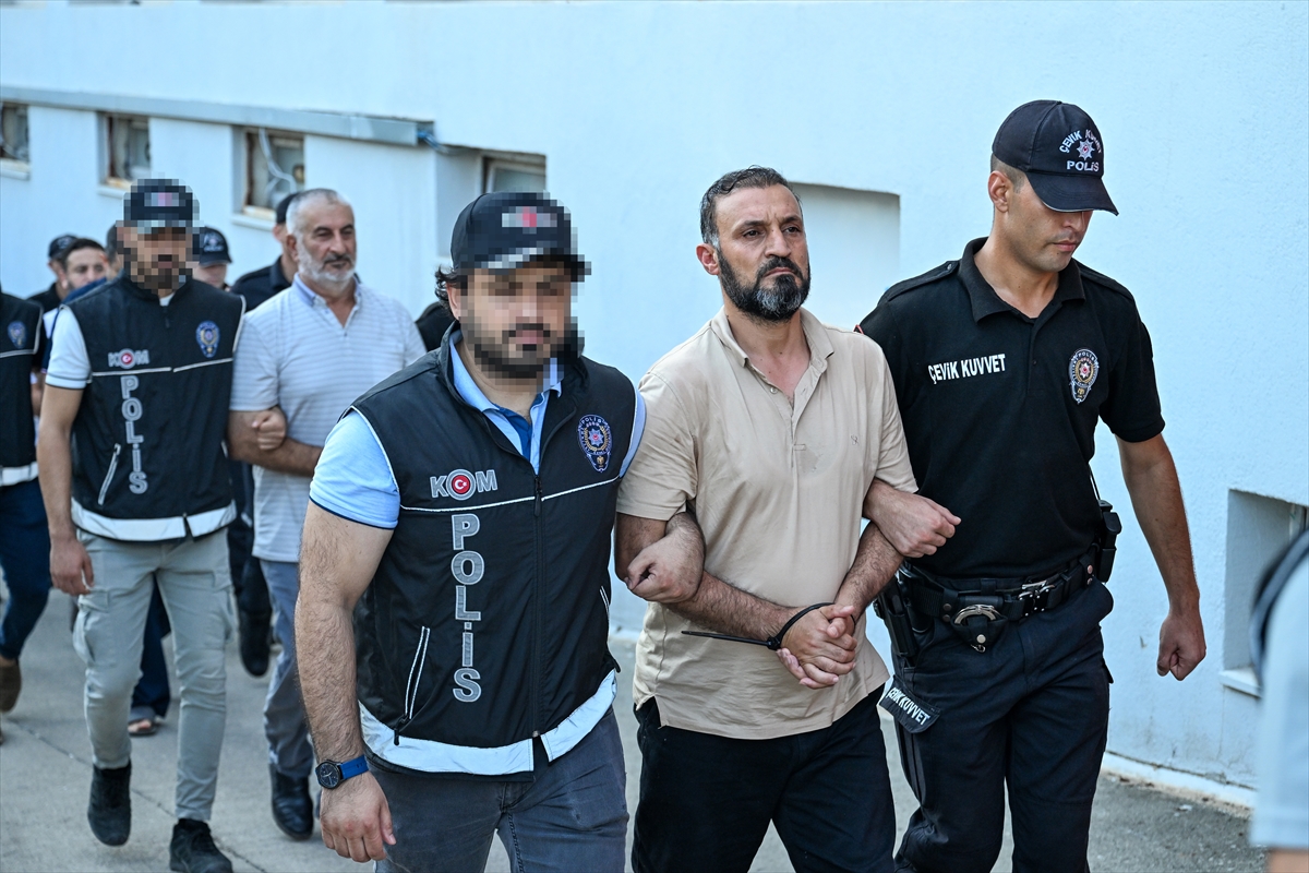 "Kuytulcular" yapılanmasına yönelik soruşturmada Alparslan Kuytul ve eşi tutuklandı