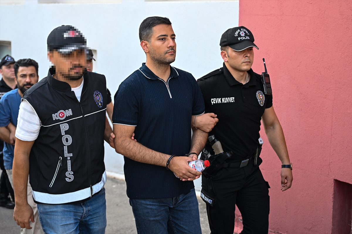 "Kuytulcular" yapılanmasına yönelik soruşturmada Alparslan Kuytul ve eşi tutuklandı