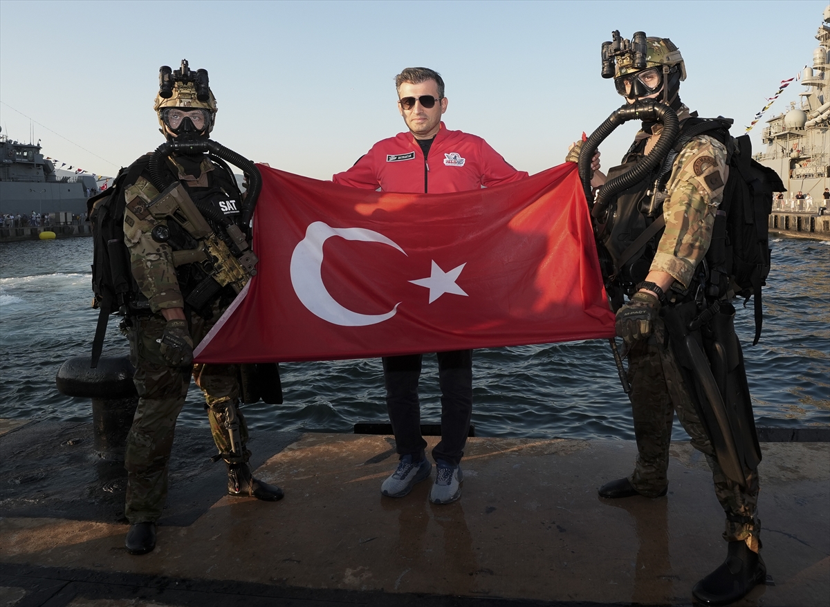 Selçuk Bayraktar: SAT ve SAS komandolarıyla Gölcük'te buluştu