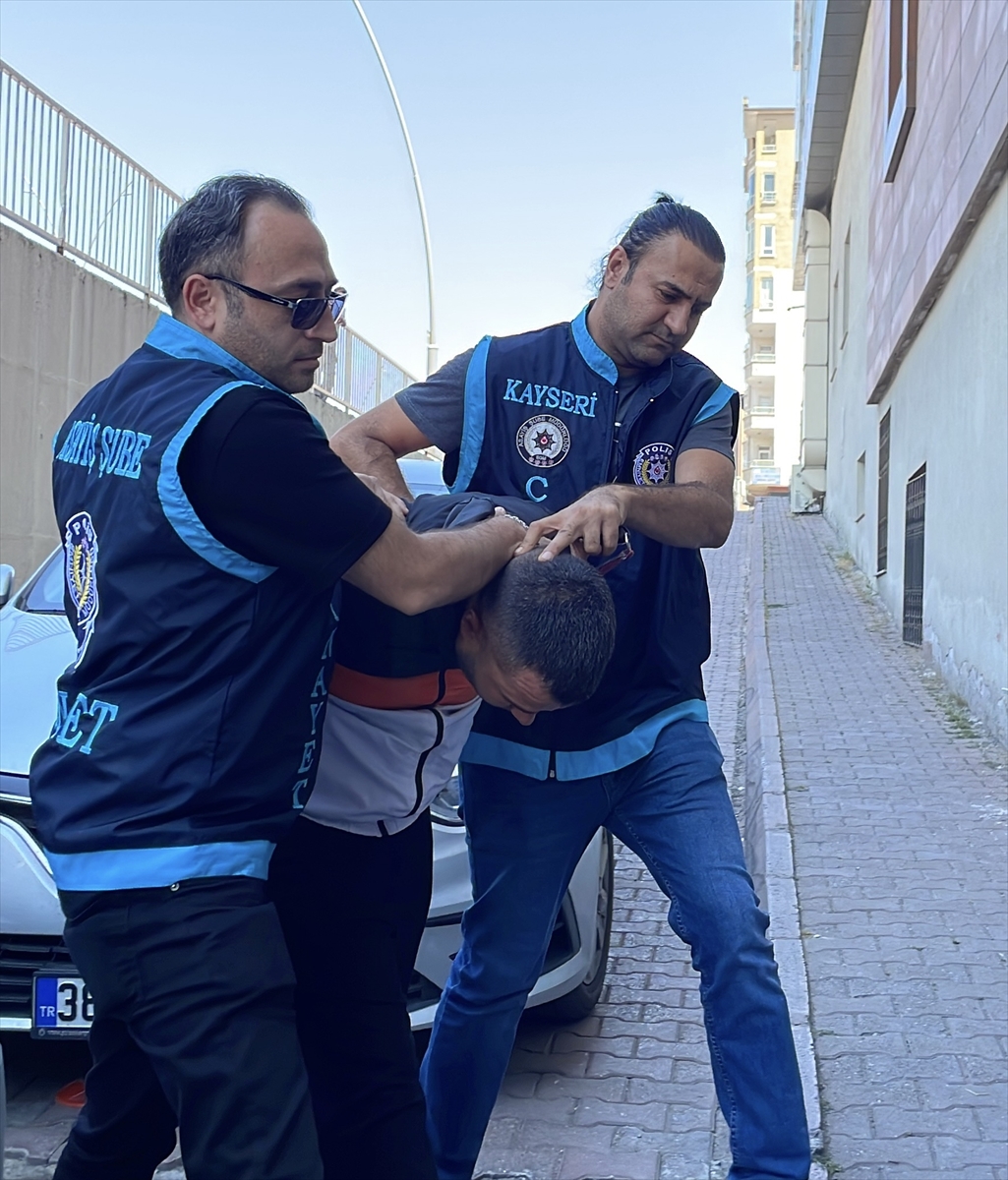 Kayseri'de Huvat Koca cinayeti zanlısı Koray Ö. tutuklandı