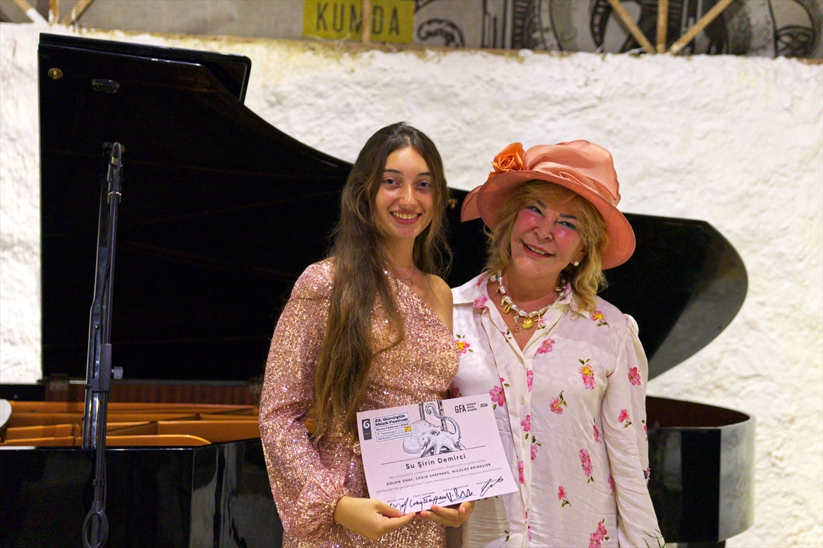 Gümüşlük Müzik Festivali: 14 genç piyanist konser verdi