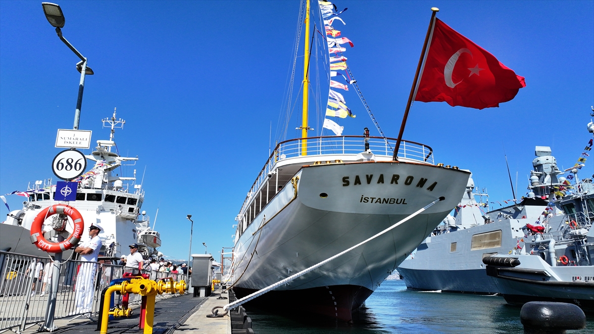 TCG Savarona: Atatürk'ün mirası ziyaretçileri duygulandırıyor