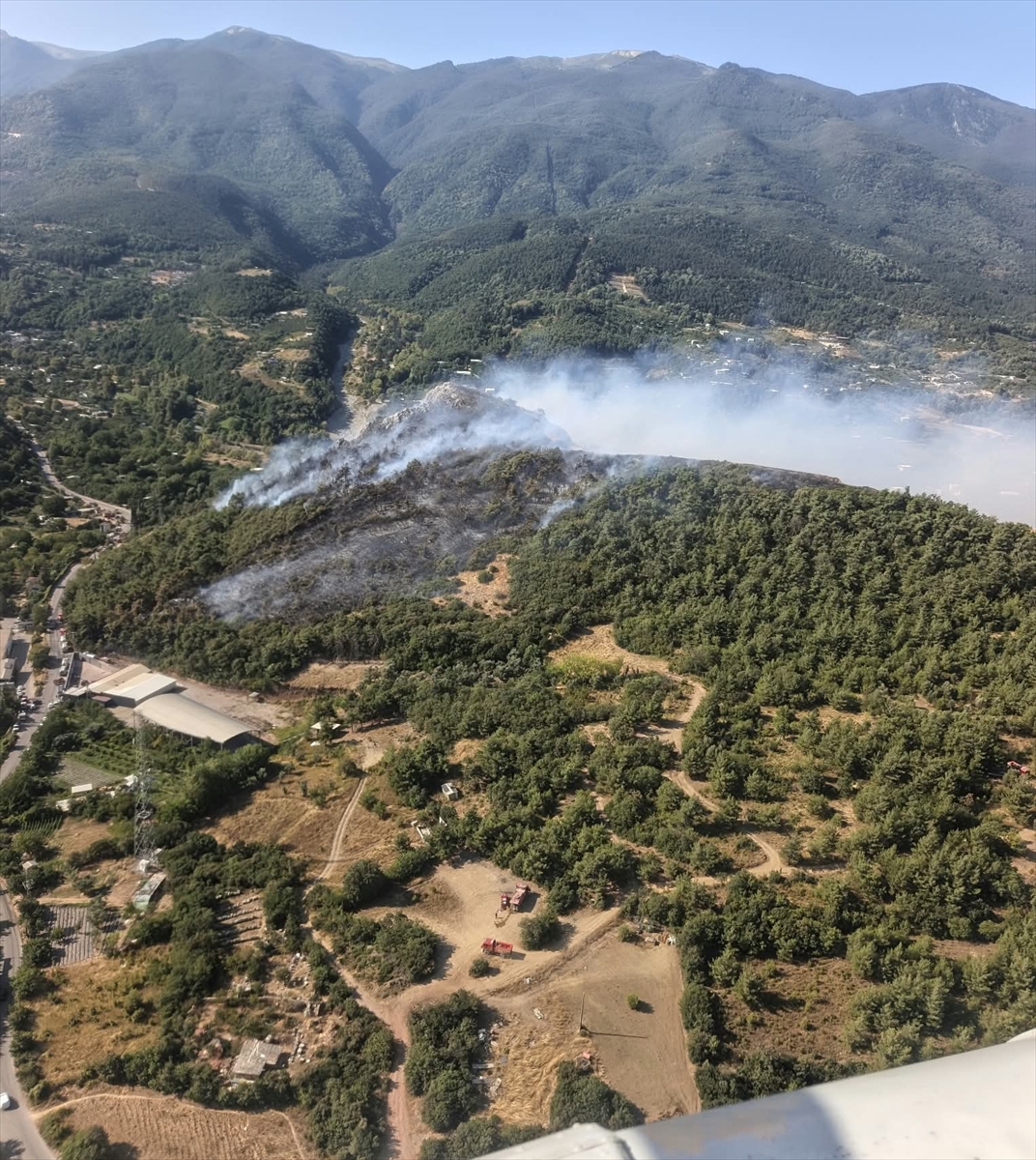 Bursa'da 3 Orman Yangını: Havadan ve Karadan Müdahale Sürüyor