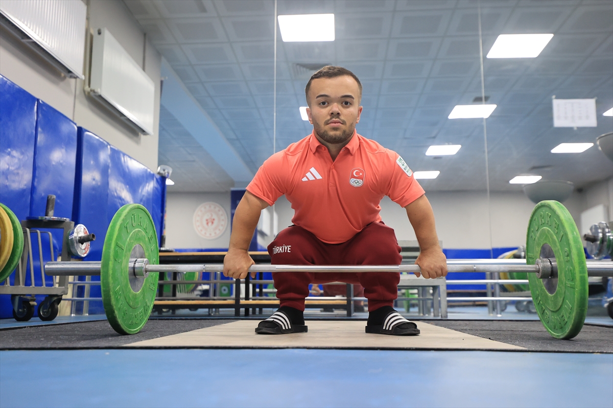 Çağdaş Kaya: Dünya şampiyonu olup İstiklal Marşı'nı okutacağım