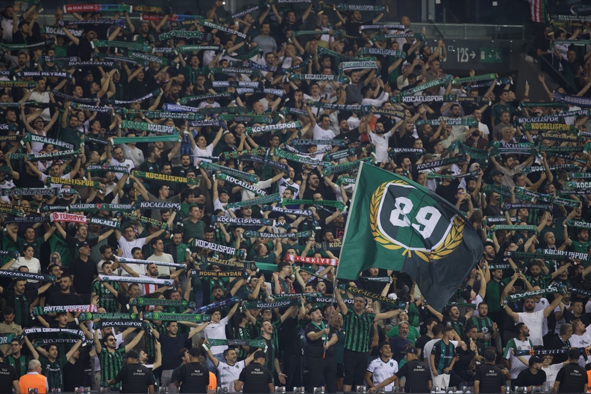 Trendyol Süper Lig: Kocaelispor ilk yarıyı önde bitirdi