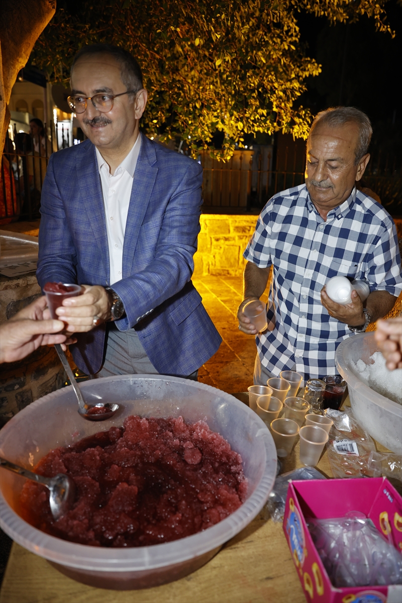 Bodrum'da Mevlit Kandili coşkusu: Kar şerbeti ikram edildi