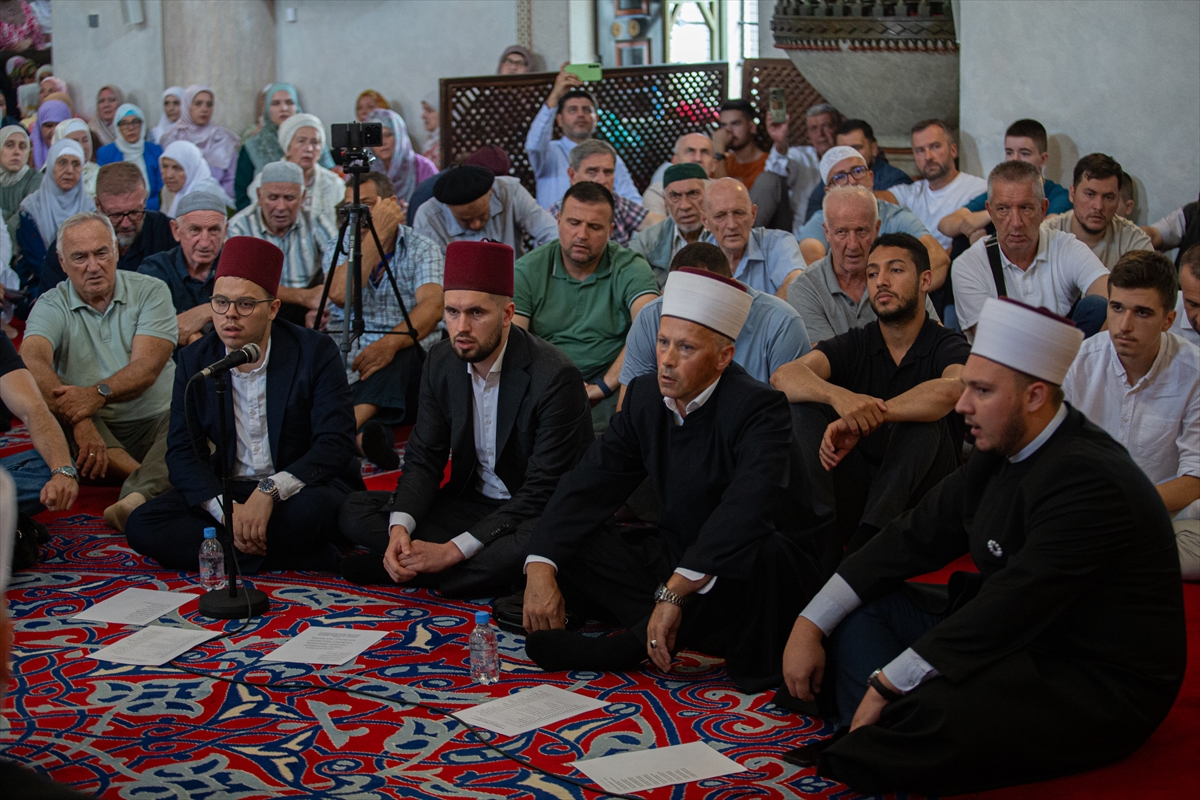 Bosna Hersek'te Mevlit Kandili dualarla ve coşkuyla idrak edildi