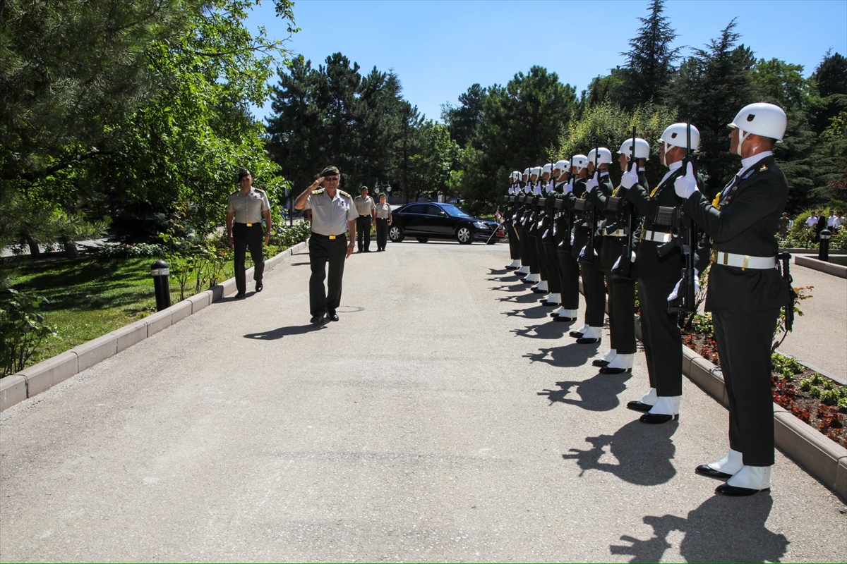 Orgeneral Tokel: Harp Okulu'nda teğmen adaylarına tecrübe aktardı