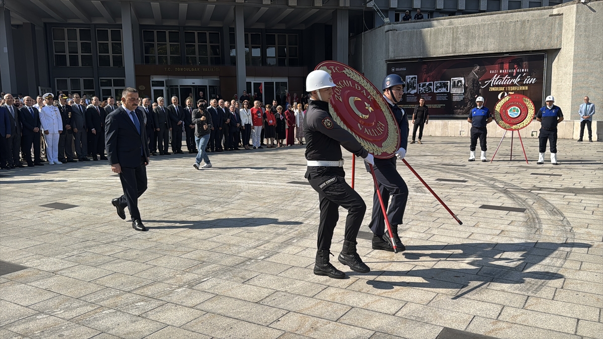 Atatürk'ün Zonguldak'a gelişinin 95. yıl dönümü törenle kutlandı