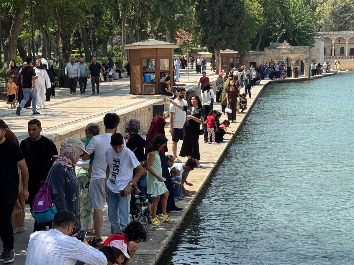Şanlıurfa'da Sıcak Hava Etkili Oldu: Termometreler 46 Dereceyi Gördü