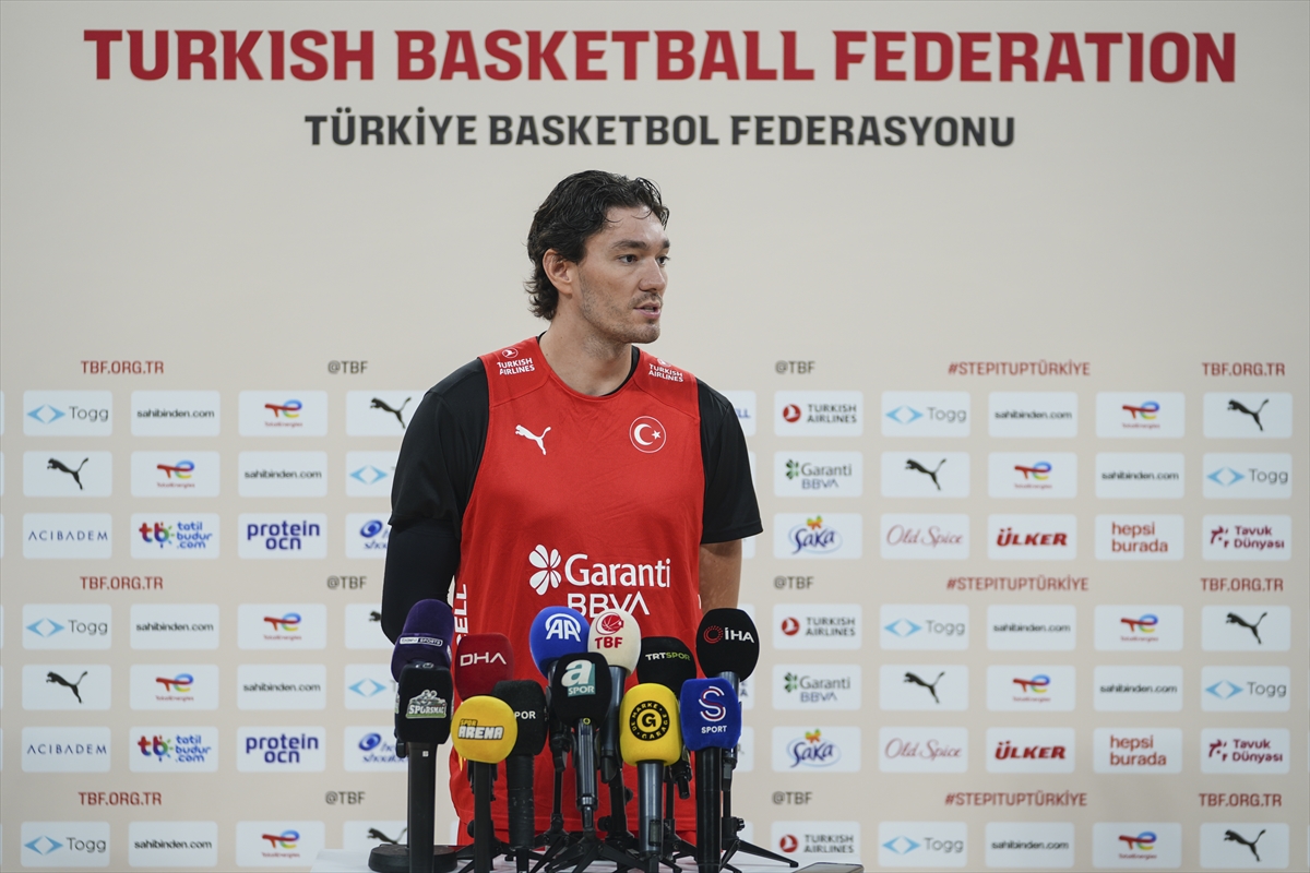 Ergin Ataman: Hedefimiz Litvanya ve İzlanda'yı yenmek