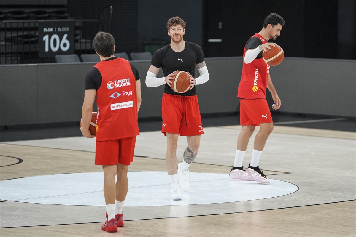 Ergin Ataman: Hedefimiz Litvanya ve İzlanda'yı yenmek