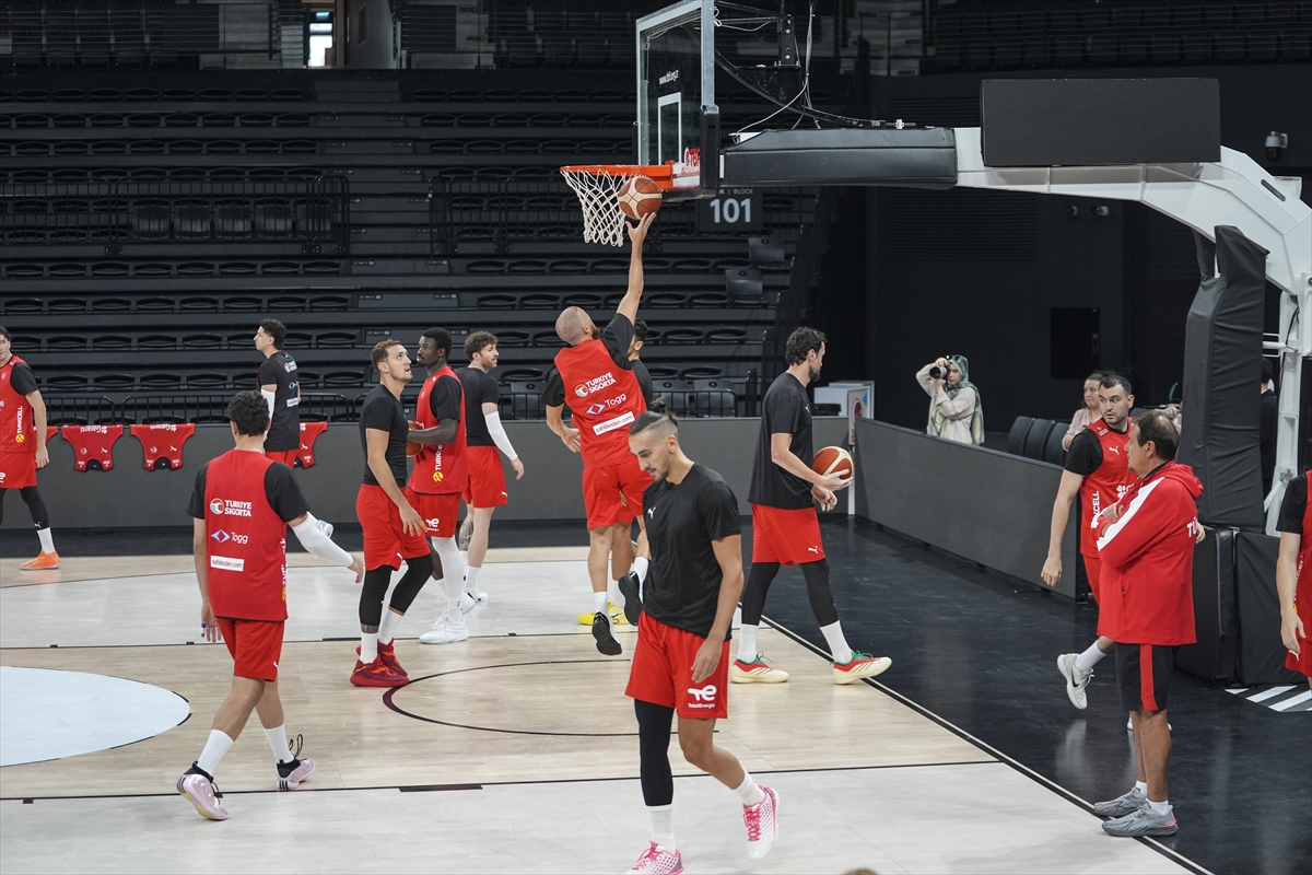 Ergin Ataman: Hedefimiz Litvanya ve İzlanda'yı yenmek