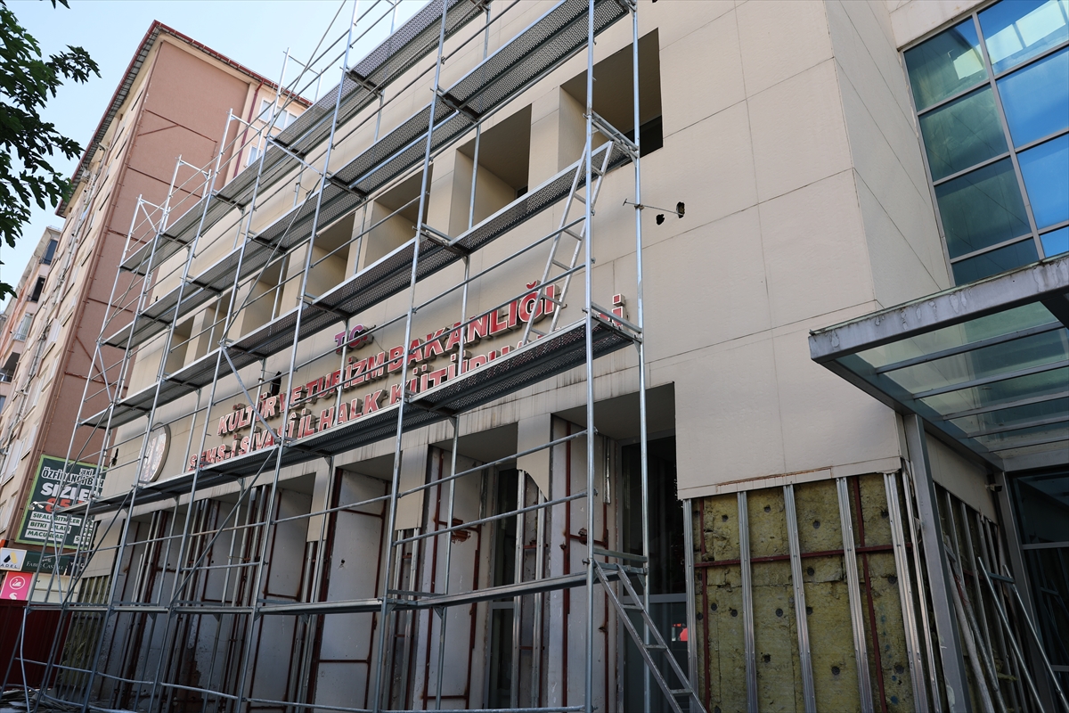 Vali Şimşek: Sivas Kütüphanesi Nisan'da hizmete açılacak