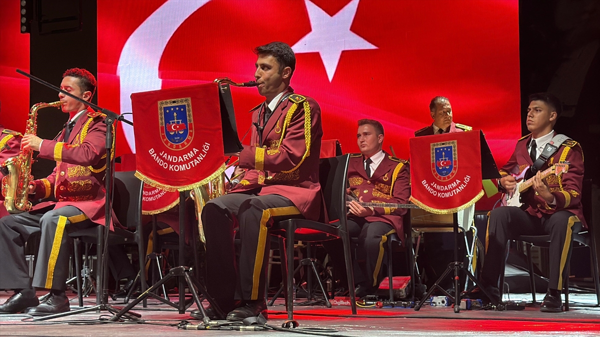 Jandarma Bandosu'ndan Afyonkarahisar'da Büyük Taarruz Konseri