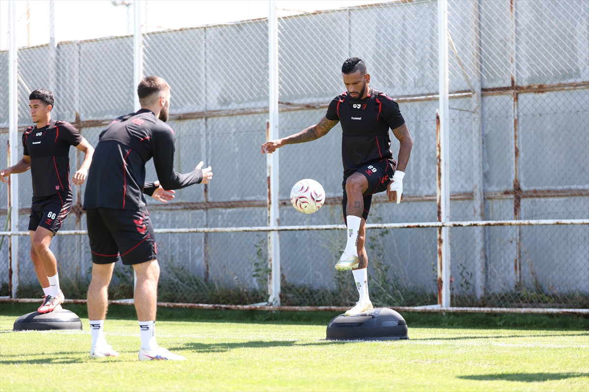 Sivasspor, Batman Petrolspor maçı hazırlıklarını sürdürdü