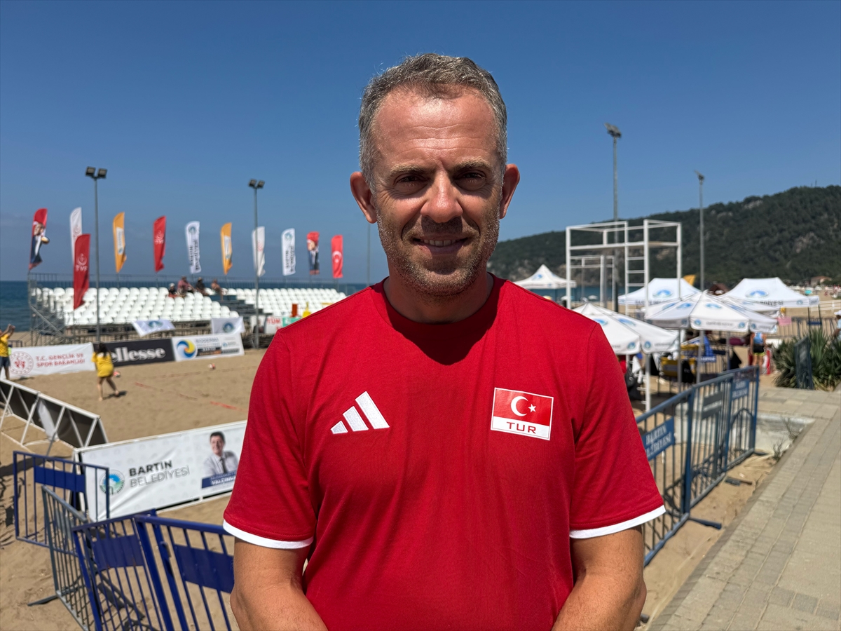 Bartın: Uluslararası Plaj Voleybolu Turnuvası Başladı