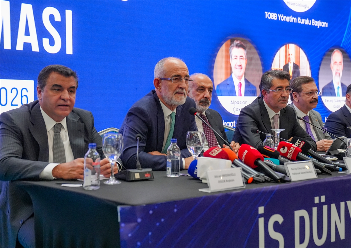 Hisarcıklıoğlu: Bankalar faiz indirimini ticari krediye yansıtsın