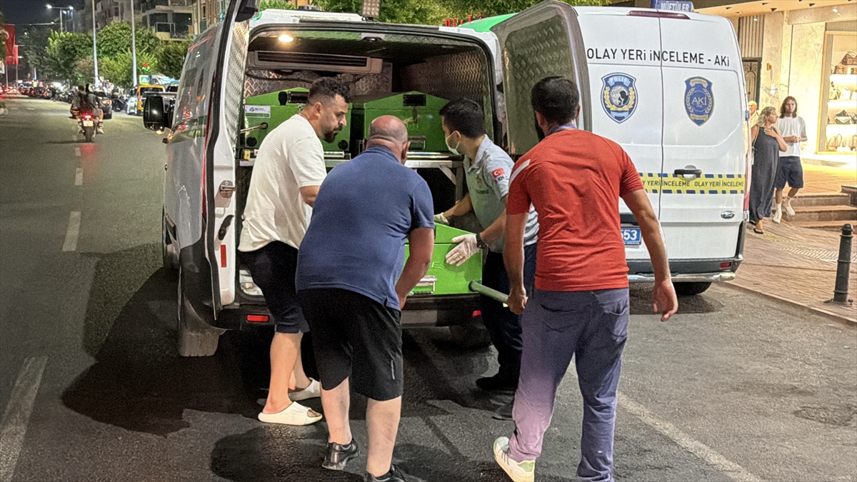 Alanya'da İsveçli turist Gerd Ravantti otel odasında ölü bulundu