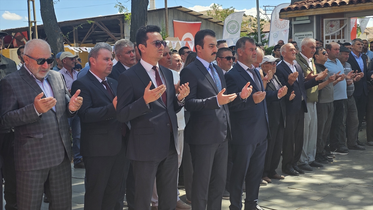 Büyük Taarruz'un 104. yılı: Yıldırım Kemal Şehitliği'nde anma