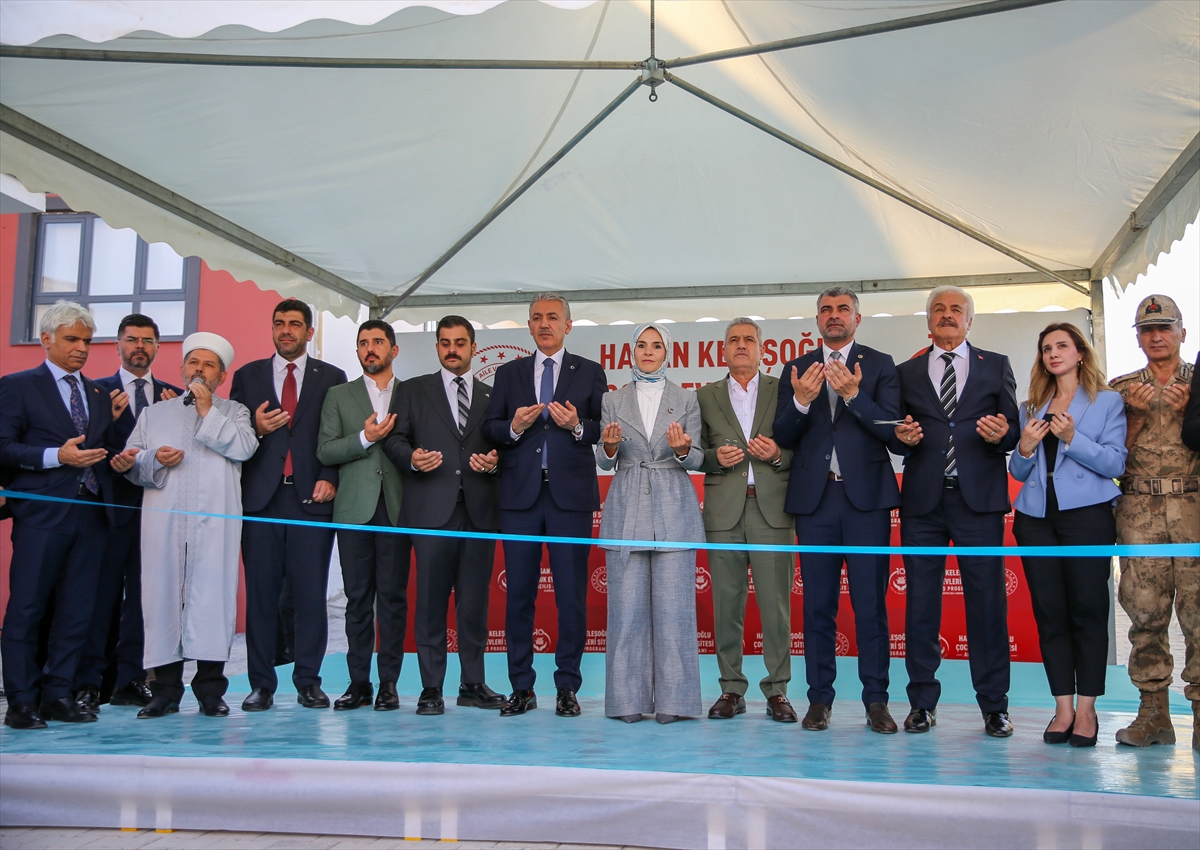 Aile ve Sosyal Hizmetler Bakanı Göktaş, Mardin'de açılış töreninde konuştu: