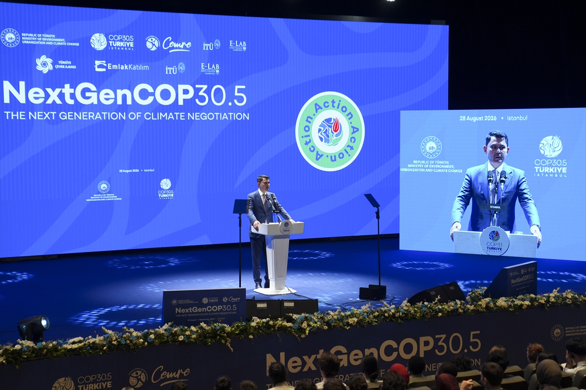 Bakan Kurum, "NextGenCOP30.5: İklim Zirvesi ve Gençlik Diplomasi Simülasyonu Programı"nda konuştu: