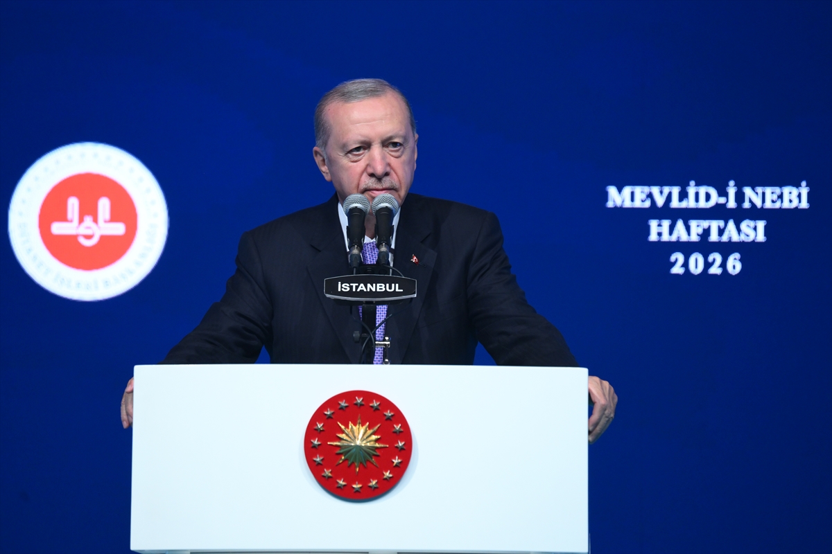 Cumhurbaşkanı Erdoğan: "İsrail'in savaş bağımlısı mevcut hükümeti, komşularından başlayarak tüm bölgemizi istikrarsızlığa sürüklemek için her türlü tahriki deniyor."